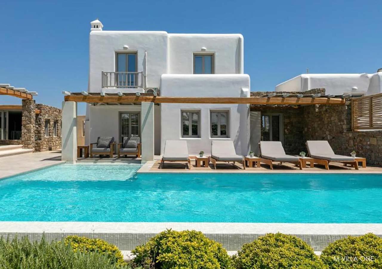 M - Mykonos * Tourlos